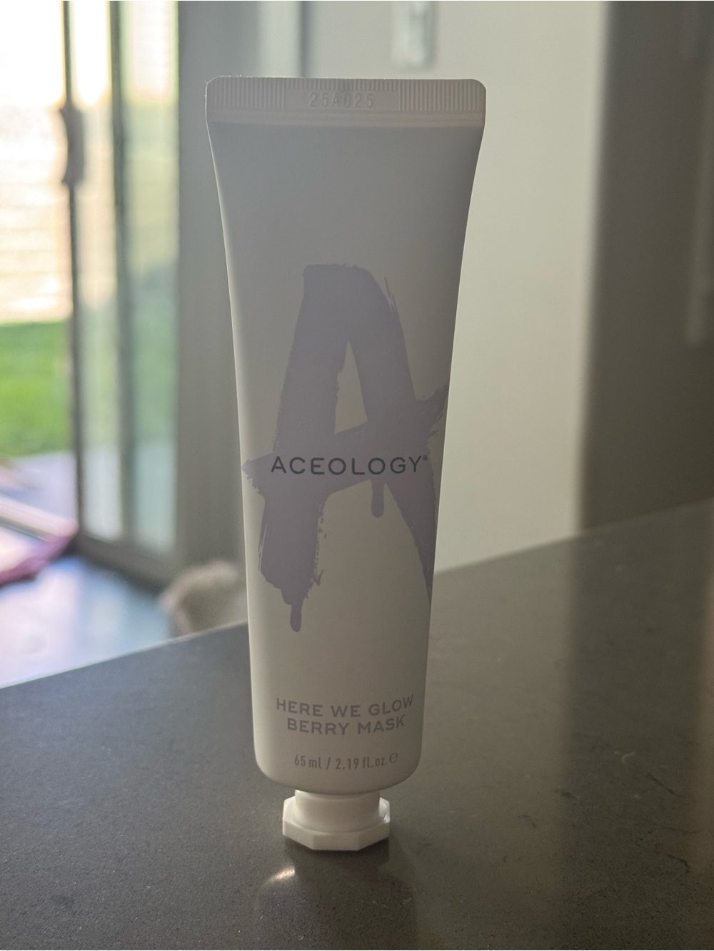Aceology Here We Glow Berry Mask — White Tube